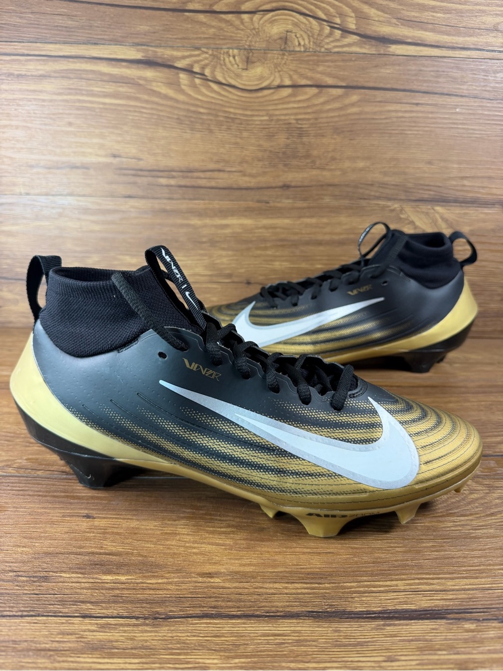 Nike Air Zoom Vapor Pro 1 Football Cleats Men’s Size 10.5 Athletic Shoes